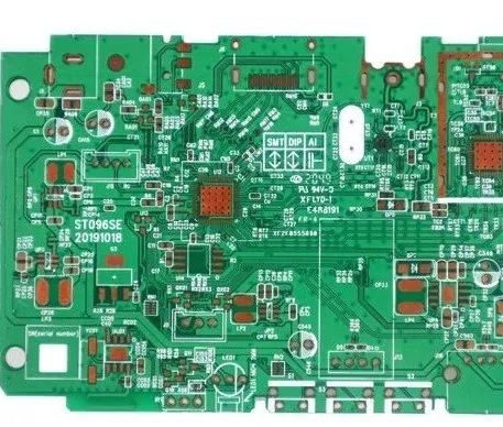 A notícia a mais atrasada da empresa aproximadamente Materiais Comuns de Placas PCB e Constantes Dielétricas